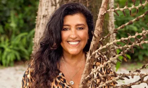 
          Imagem ilustrativa da imagem Regina Casé encerra contrato fixo com a Globo depois de 40 anos
          