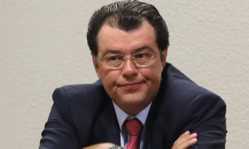 
          Imagem ilustrativa da imagem Reunião entre Campos Neto e Lula não pode virar rotina
          