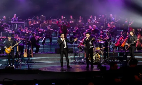 
          Imagem ilustrativa da imagem Rosa de Saron grava música com padre Fábio de Melo
          