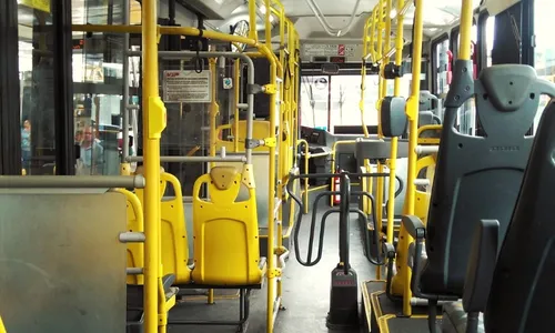 
          Imagem ilustrativa da imagem STF: Prefeitos e governadores devem oferecer transporte gratuito nas eleições
          