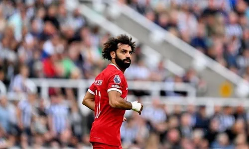 
          Imagem ilustrativa da imagem Salah cita hospital bombardeado em Gaza e se posiciona sobre guerra
          