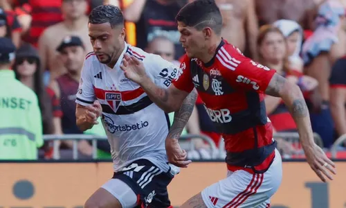 
          Imagem ilustrativa da imagem São Paulo derruba Flamengo e alcança sua maior conquista em 15 anos
          