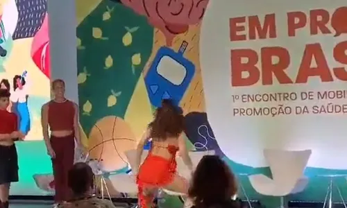 
          Imagem ilustrativa da imagem Saúde pagou R$ 2.000 por grupo responsável por dança de funk em evento da pasta
          