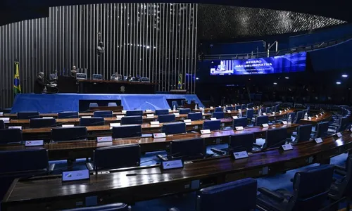 
          Imagem ilustrativa da imagem Senado autoriza governo a gastar menos com saúde em 2023 e amplia repasse a estado
          