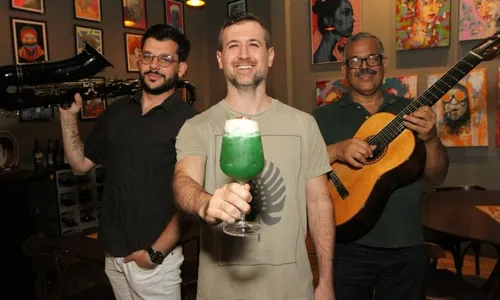 
          Imagem ilustrativa da imagem Sextou com muito pop rock nos bares
          