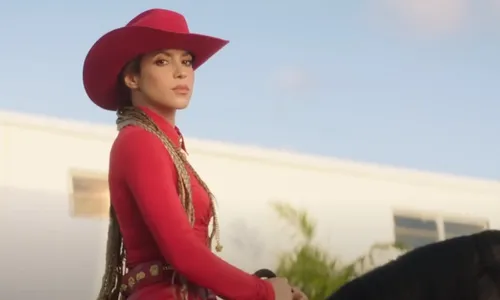 
          Imagem ilustrativa da imagem Shakira é comparada a Karl Marx ao criticar postura de Piqué com babá em música
          