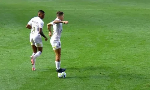 
          Imagem ilustrativa da imagem Soteldo diz que repetirá lance polêmico
          