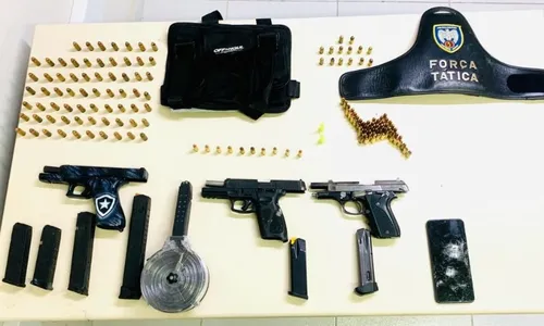 
          Imagem ilustrativa da imagem Suspeito de chefiar tráfico em morro de Vitória é preso após troca de tiros
          