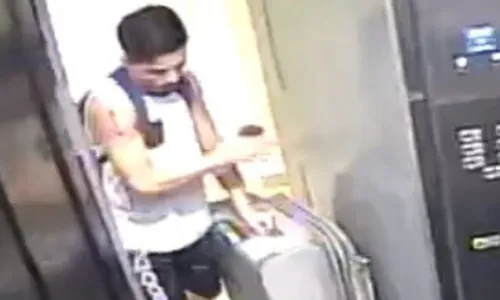 
          Imagem ilustrativa da imagem Suspeito de matar professor é preso após banco desconfiar de biometria
          