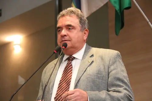 
          Imagem ilustrativa da imagem Suspensa reunião do Conselho que analisaria inelegibilidade de Antônio Luiz Neto
          