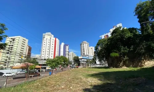 
          Imagem ilustrativa da imagem Terreno na Reta da Penha à venda por R$ 6,75 milhões
          