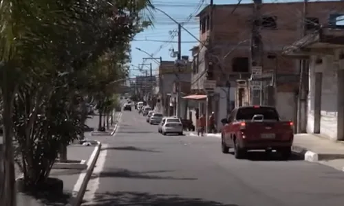 
          Imagem ilustrativa da imagem Tiroteio na Serra: jovem morre e adolescente é baleada debaixo da cama
          