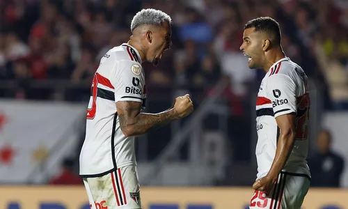 
          Imagem ilustrativa da imagem Torcida pede, Luciano entra e dá vitória ao São Paulo contra o Cruzeiro
          