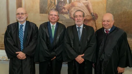 
          Imagem ilustrativa da imagem Tribunal de Justiça de Pernambuco elege nova Mesa Diretora
          