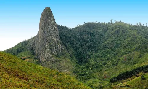 
          Imagem ilustrativa da imagem Trilhas, voo livre e cachoeiras em São José do Calçado
          