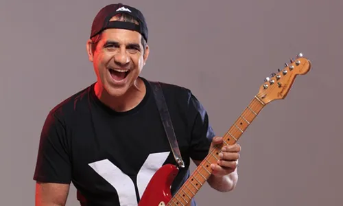 
          Imagem ilustrativa da imagem VITAL: Folia começa mais cedo neste sábado
          