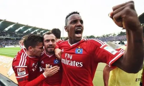 
          Imagem ilustrativa da imagem "Vamos lutar para colocar o Vitória no topo do Everest", afirma Cléber Reis
          