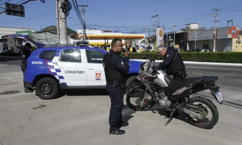 
          Imagem ilustrativa da imagem Veículos roubados em Vitória são recuperados pela Guarda Municipal
          