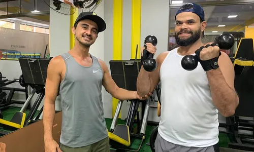 
          Imagem ilustrativa da imagem Vida nova após três paradas cardíacas
          