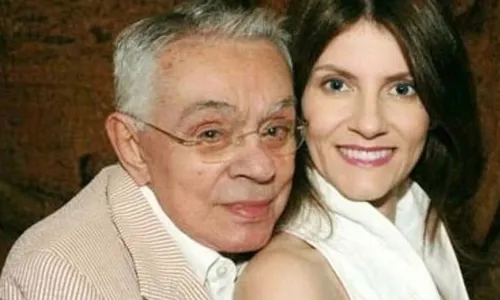 
          Imagem ilustrativa da imagem Viúva de Chico Anysio, Malga rebate acusações de roubo da herança
          