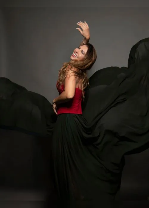 Imagem ilustrativa da imagem Alba Tavares: “Sei ser feliz sozinha”