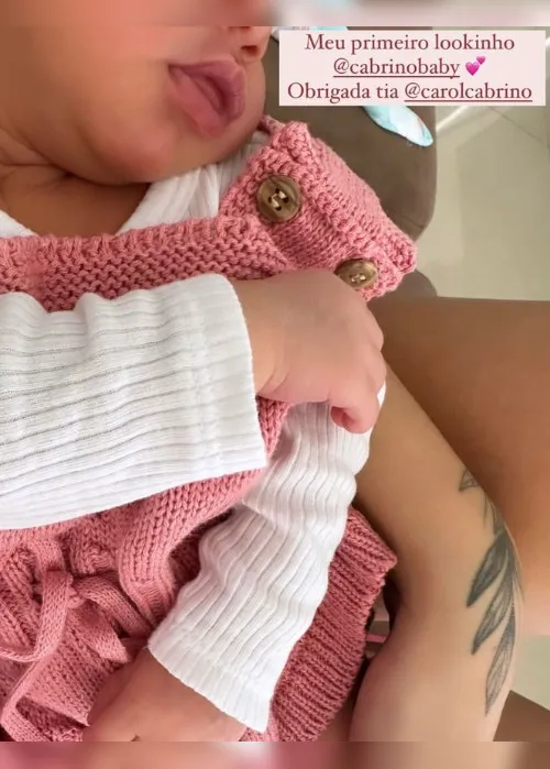Imagem ilustrativa da imagem Bruna Biancardi faz ensaio de Mavie e mostra 'primeiro lookinho' da filha de Neymar