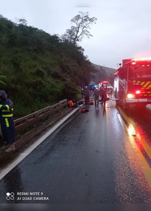 Imagem ilustrativa da imagem Rodovia é interditada após carro cair de ponte no ES