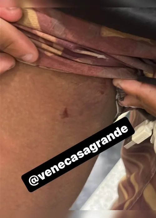 Imagem ilustrativa da imagem VÍDEO | Dirigente do Flamengo agride torcedor após ser criticado