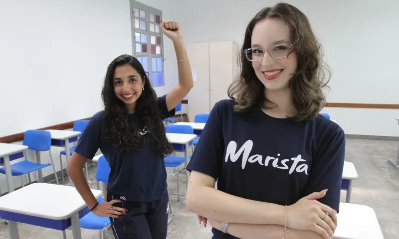 Imagem ilustrativa da imagem Dois estudantes no ES tiram nota 1.000 no Enem