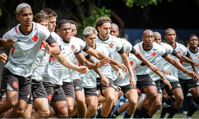 Imagem ilustrativa da imagem Flamengo e Vasco buscam vagas em último dia da fase de grupos da Copa SP Junior