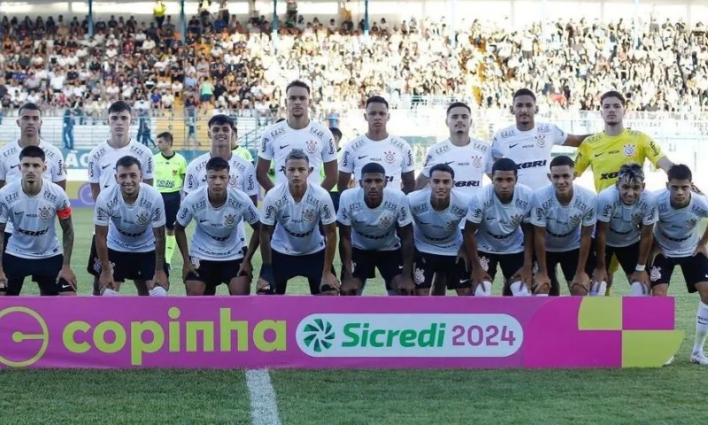 Imagem ilustrativa da imagem Invicto, Corinthians busca vaga na semifinal da Copinha contra o América-MG