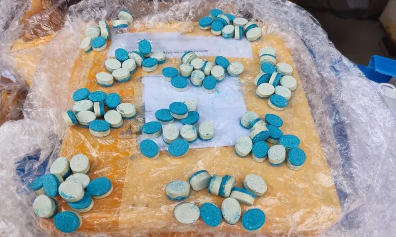 Imagem ilustrativa da imagem PF descobre 100 comprimidos de ecstasy em encomenda dos Correios para Guarapari