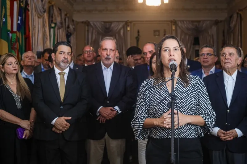 Imagem ilustrativa da imagem Quatro novos secretários estaduais de Pernambuco empossados nesta segunda-feira