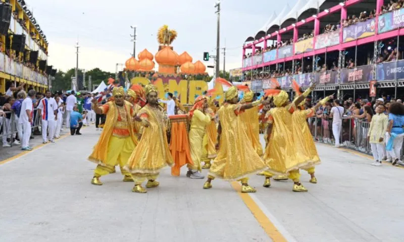 Imagem ilustrativa da imagem Veja como foi o desfile das escolas do Grupo Especial