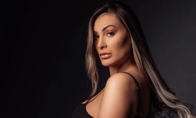 Imagem ilustrativa da imagem Andressa Urach anuncia pausa na prostituição: "Se precisar eu volto"