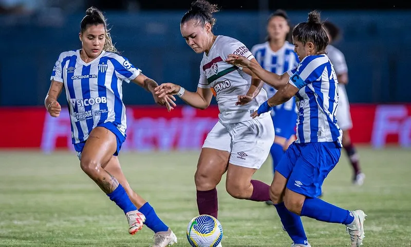 Imagem ilustrativa da imagem Avaí bate Fluminense na abertura da Supercopa do Brasil feminina