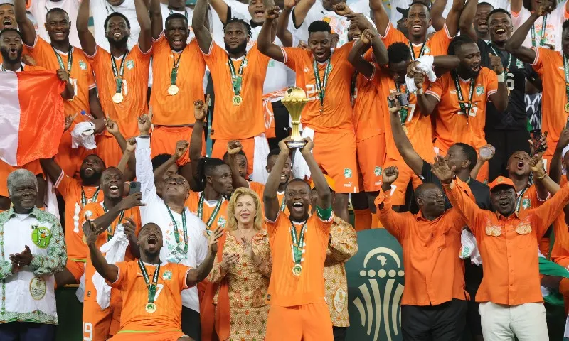 Imagem ilustrativa da imagem Costa do Marfim vira contra a Nigéria e é tricampeã da Copa Africana de Nações
