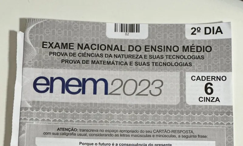 Imagem ilustrativa da imagem Estudantes do ES tiram nota 1.000 na Redação do Enem