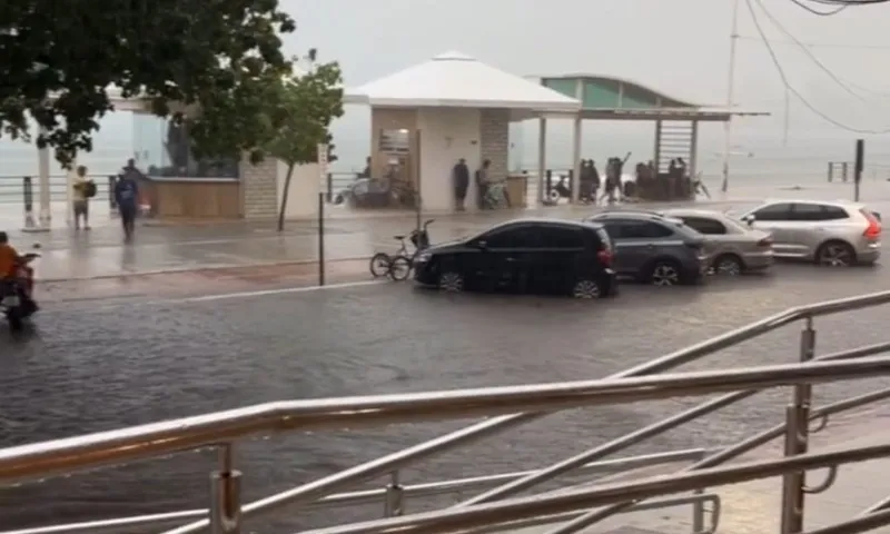 Imagem ilustrativa da imagem Guarapari foi a cidade onde mais choveu no ES nas últimas 24 horas