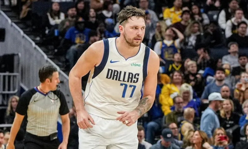 Imagem ilustrativa da imagem Luka Doncic faz história ao marcar 73 pontos em partida da NBA