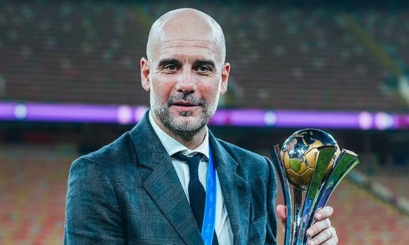 Imagem ilustrativa da imagem Maior vencedor do Mundial, Guardiola completa lista de títulos no Manchester City