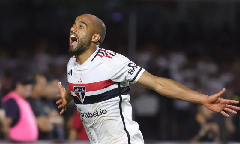 Imagem ilustrativa da imagem São Paulo anuncia renovação de contrato do ídolo Lucas Moura até dezembro de 2026