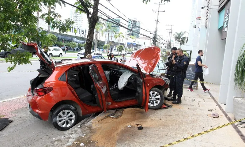 Imagem ilustrativa da imagem Suspeito preso após perseguição em Vitória é apontado como líder do tráfico