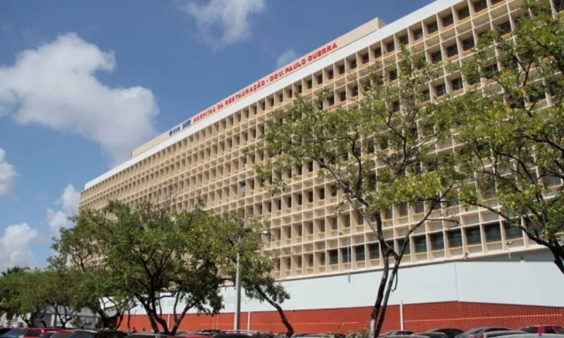 Imagem ilustrativa da imagem Técnico em enfermagem é preso por fraude em receitas de morfina no Recife