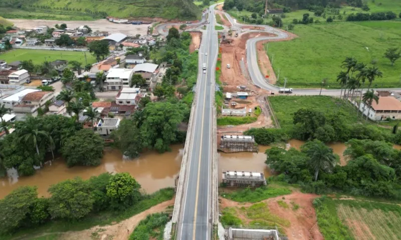 Imagem ilustrativa da imagem Trecho da BR-101 é interditado para obras no ES