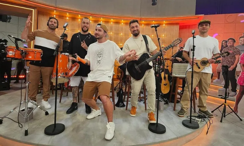 Imagem ilustrativa da imagem VÍDEO | Jeito Moleque vira meme com cover atrapalhado de Backstreet Boys