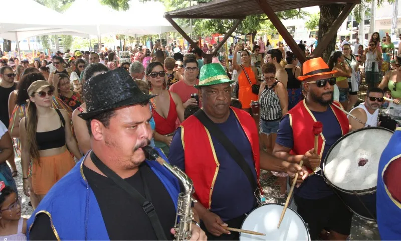 Imagem ilustrativa da imagem Veja a programação do último dia do feriadão de Carnaval no ES