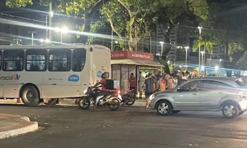 Imagem ilustrativa da imagem Venezuelano morre em acidente entre moto e ônibus em Vila Velha
