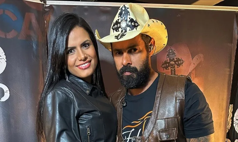 Imagem ilustrativa da imagem Viúva de João Carreiro encontra bilhetes de amor em pertences do sertanejo