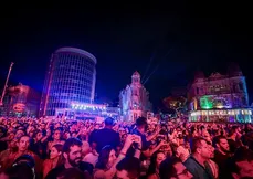 Público tem prestigiado as noites de shows no Bairro do Recife